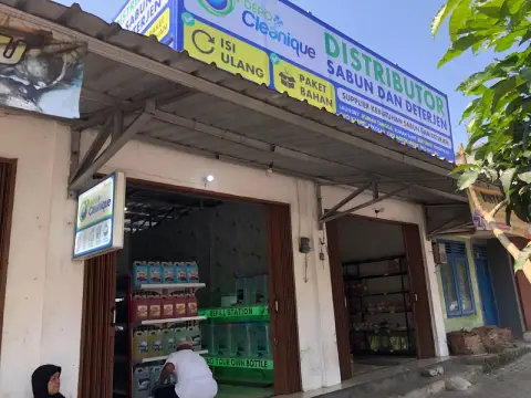 cleanique mart temangung